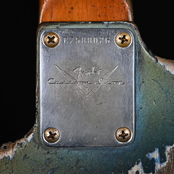 Fender Custom Shop Masterbuilt Dale Wilson '61 Stratocaster Heavy Relic- Dark Lake Placid Blue to Lake Placid Blue 2026 (CZ588026)