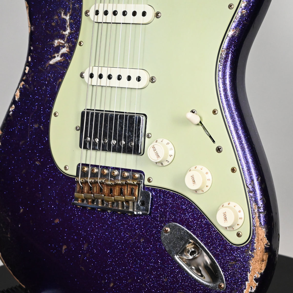 Fender Custom Shop '62 Stratocaster HSS w/ Alder Body, Heavy Relic- Purple Sparkle 2026 (R152348)