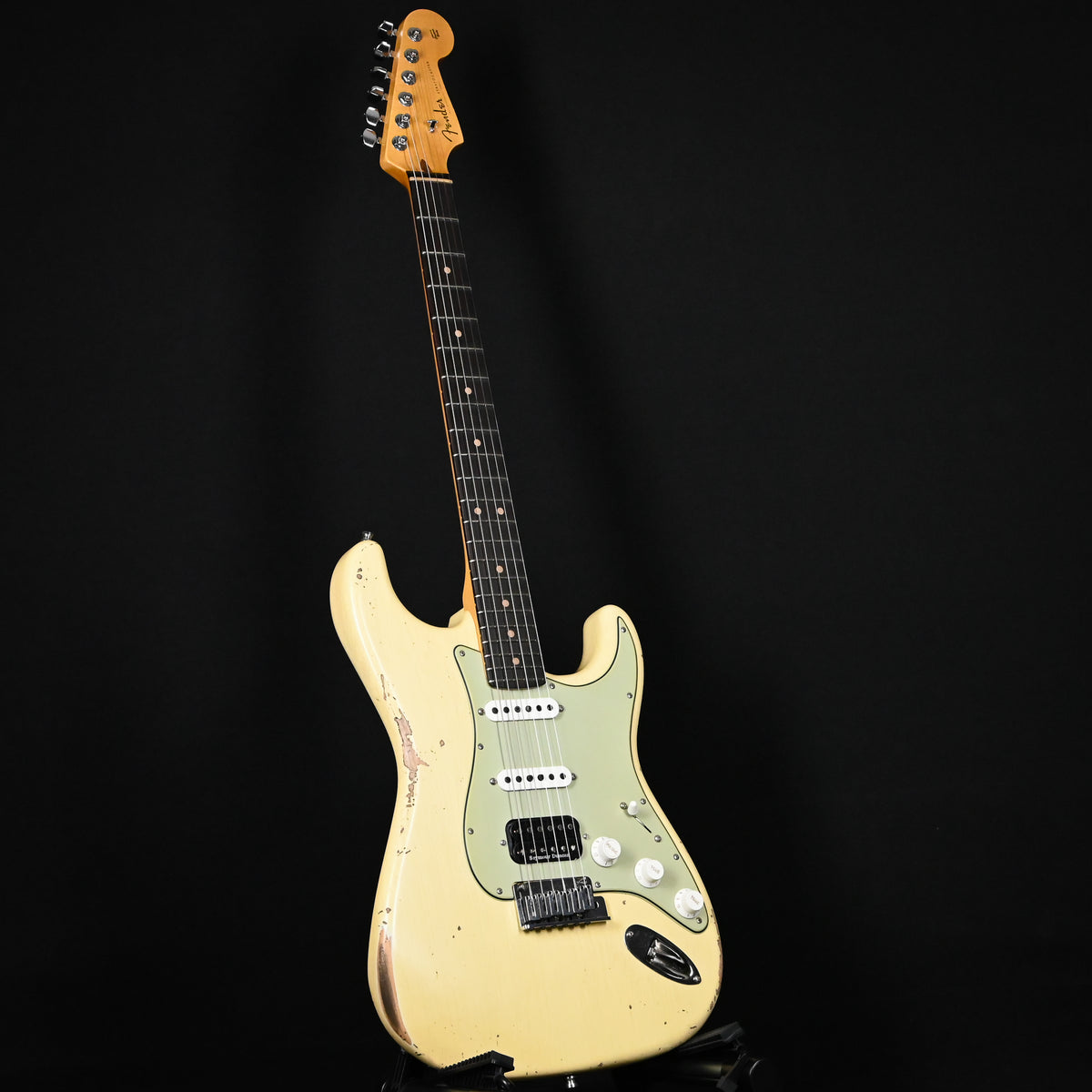Fender Custom Shop Deluxe Stratocaster w/ Seymour Duncan SH4B Humbucker, Relic/ Closet Classic Hardware- Aged Vintage White 2026 (R151639)