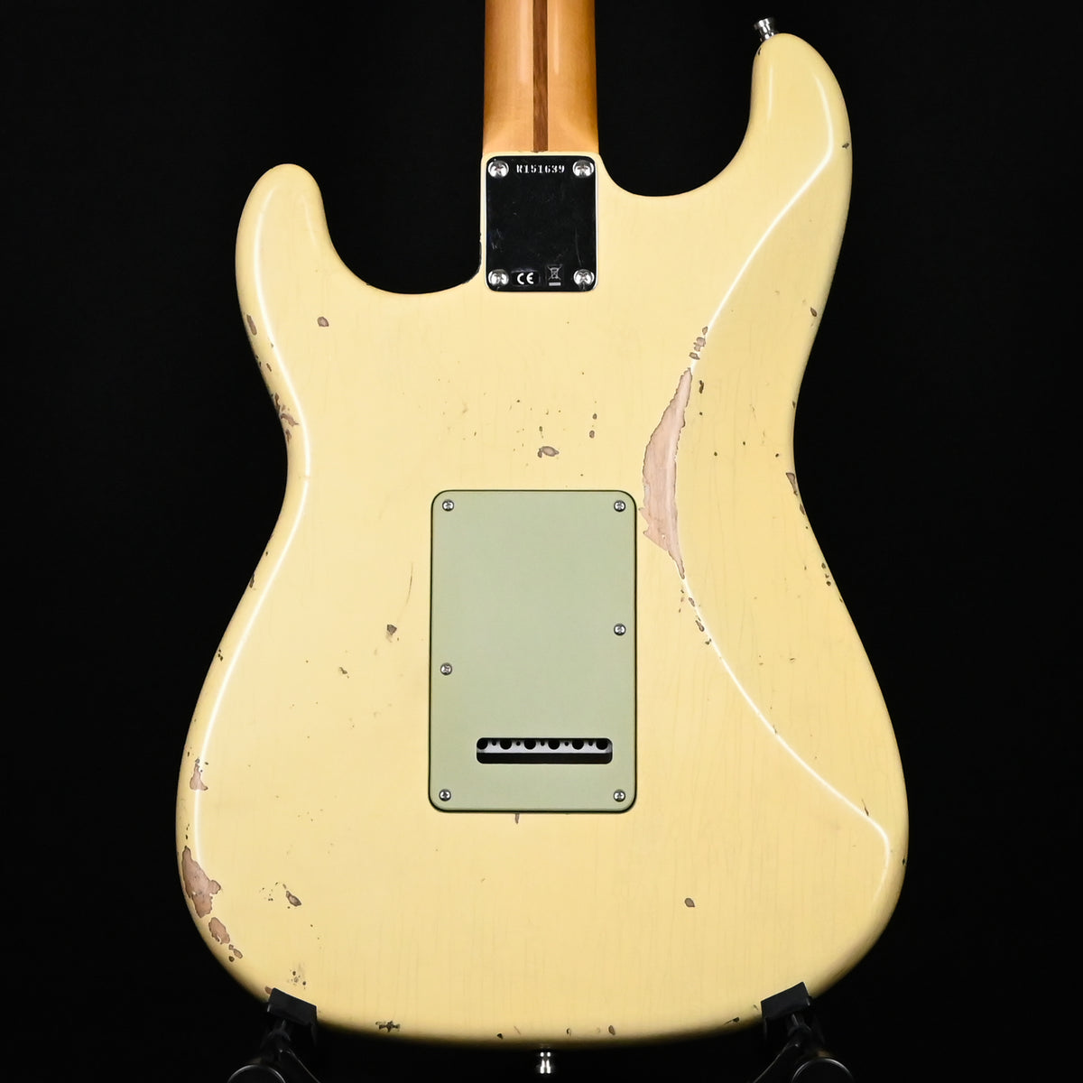 Fender Custom Shop Deluxe Stratocaster w/ Seymour Duncan SH4B Humbucker, Relic/ Closet Classic Hardware- Aged Vintage White 2026 (R151639)