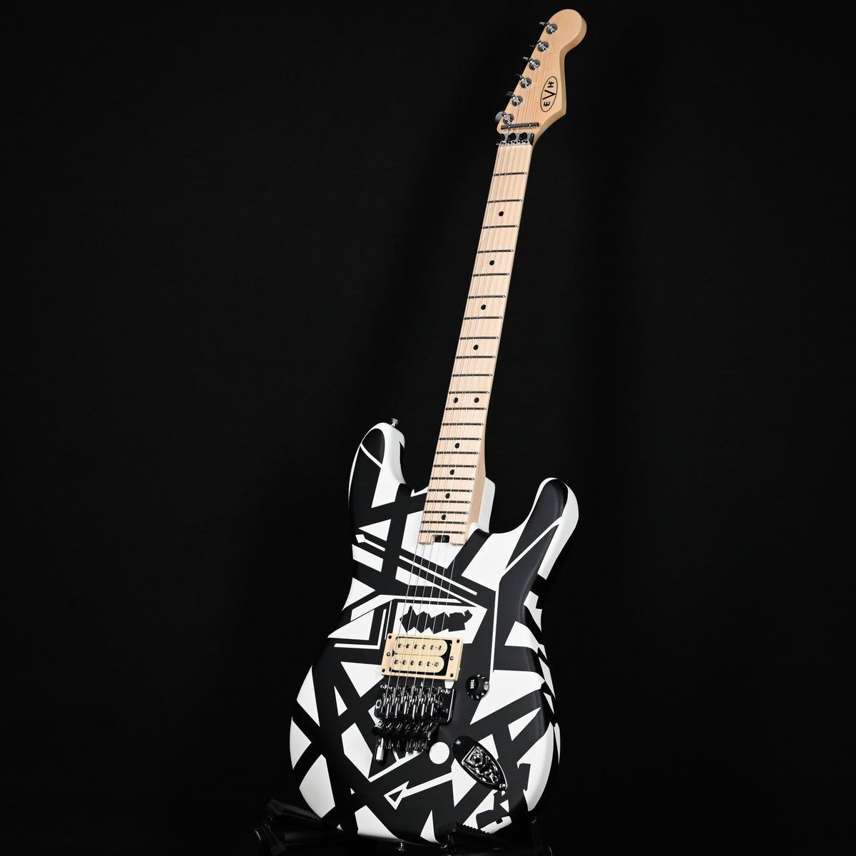 EVH Striped Series Shapes Electric Guitar- Satin Shapes 2026 (EVH2601277)