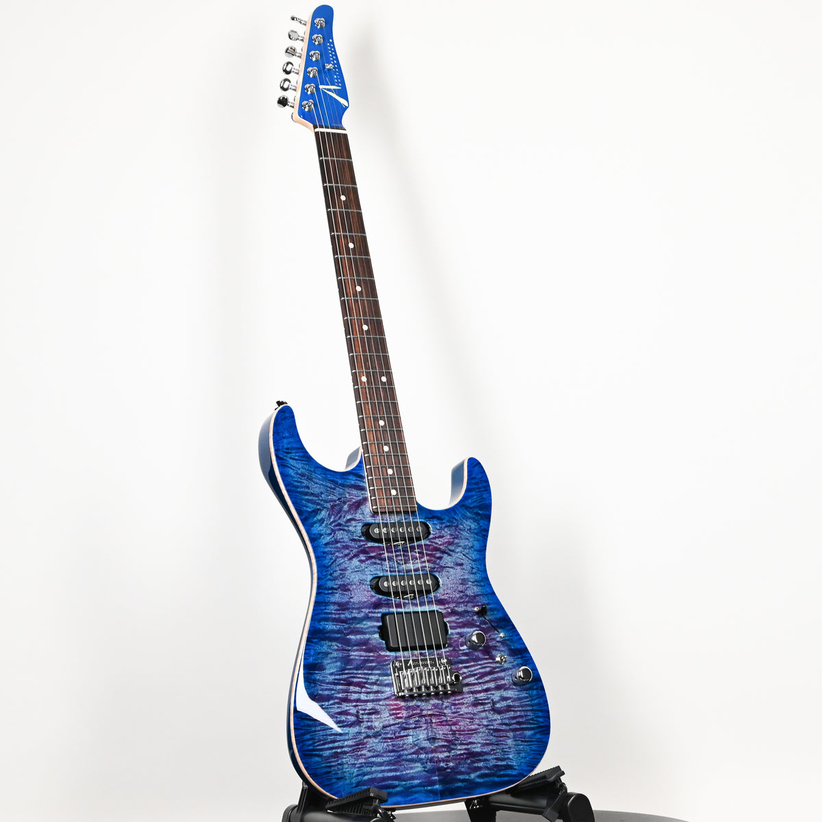 Tom Anderson Custom Drop Top Electric Guitar- Ultraviolet Blue w/ Blue Edge Burst & Binding 2026 (09-16-26A)