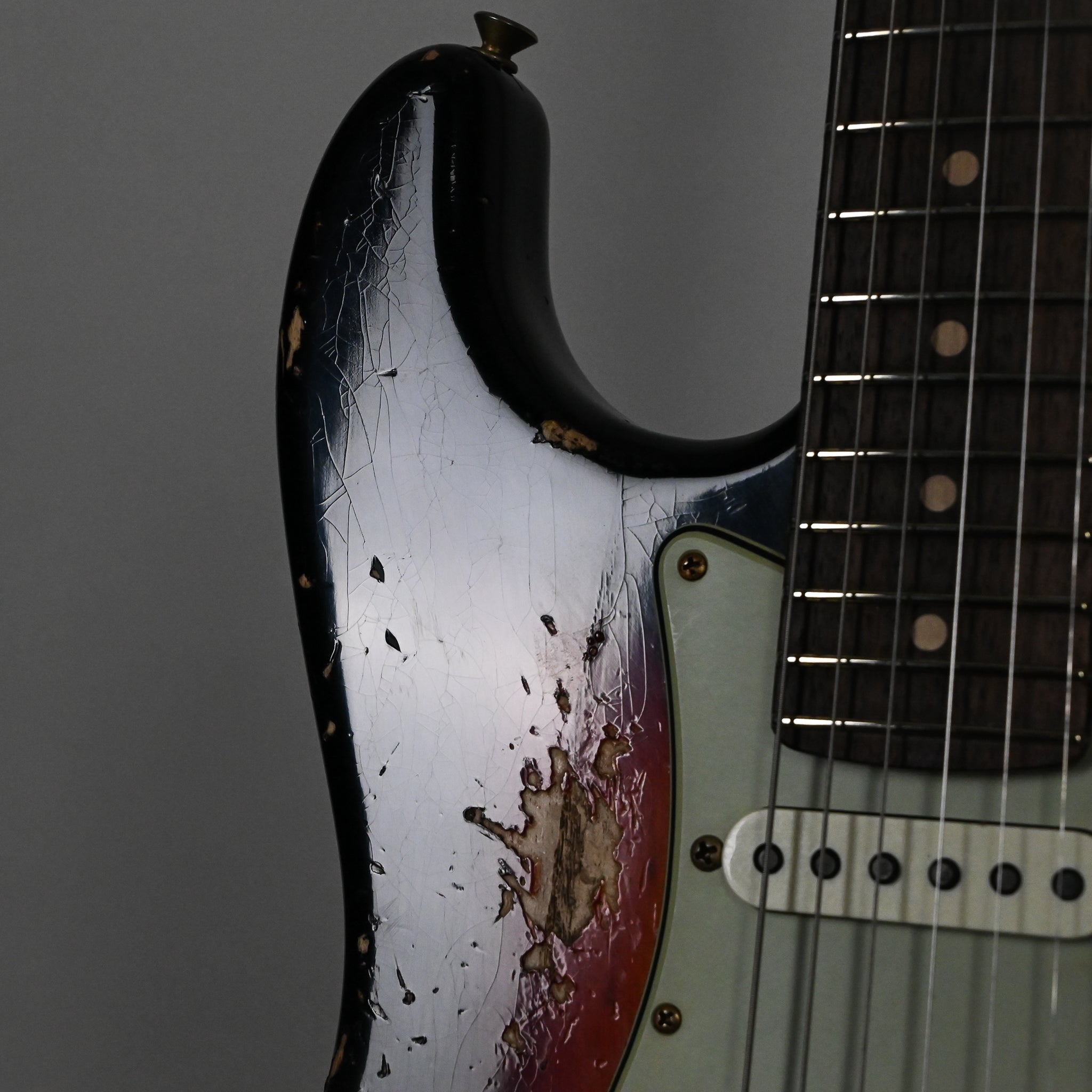 Fender Custom Shop '62 Stratocaster HSS Heavy Relic- 3 Color Sunburst 2026 (R147744)