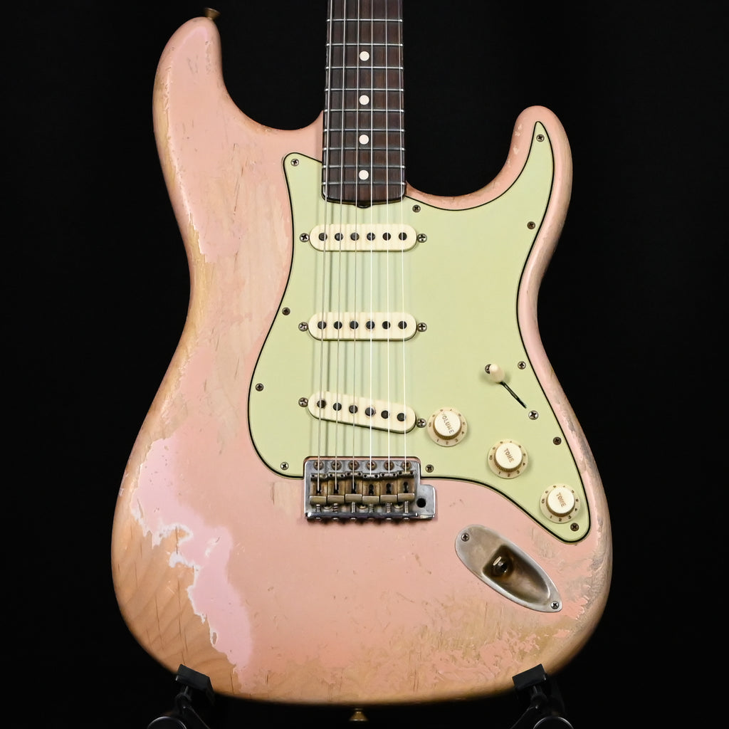 Fender Custom Shop Masterbuilt Dennis Galuszka 60/63 Stratocaster w/ Brazilian Rosewood Fingerboard, Super Heavy Relic- Dirty Shell Pink 2026 (R147486)
