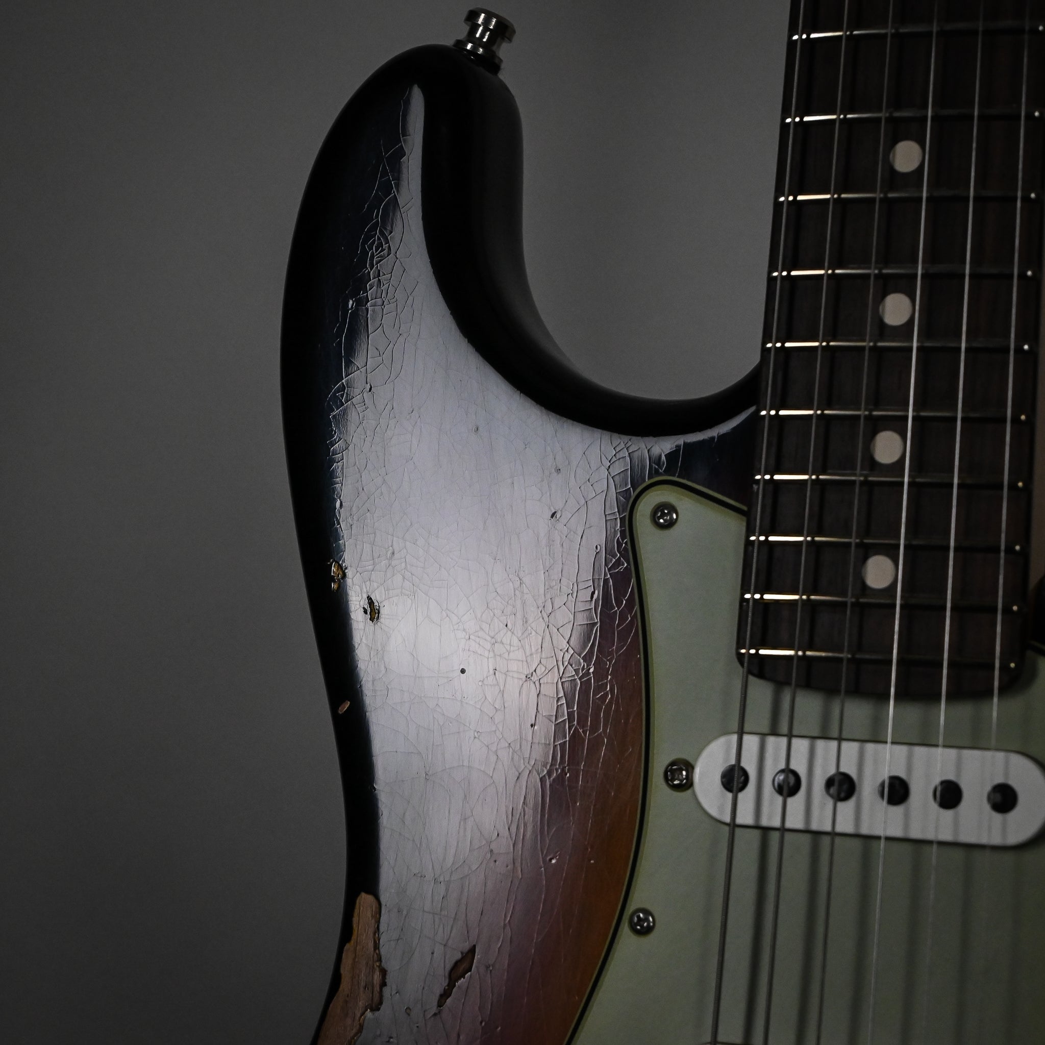 Fender Custom Shop Deluxe Stratocaster w/ Seymour Duncan SH4B Humbucker, Relic/ Closet Classic Hardware- 3 Color Sunburst 2026 (R147849)