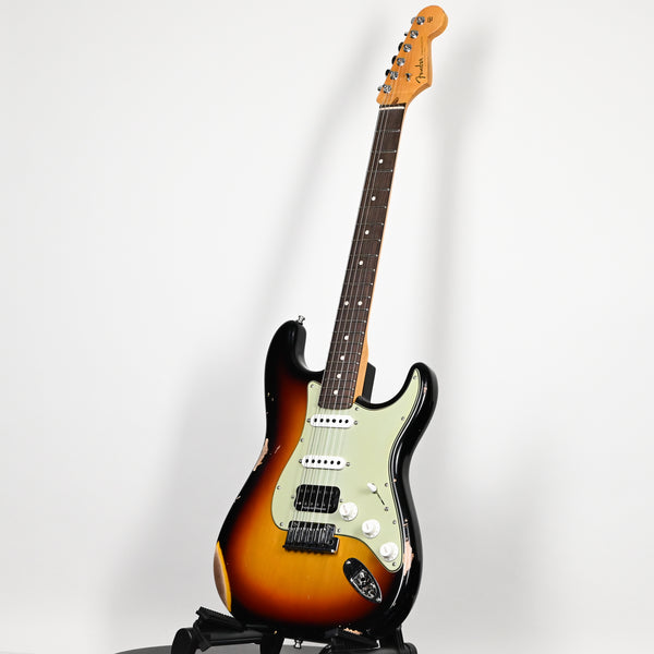 Fender Custom Shop Deluxe Stratocaster w/ Seymour Duncan SH4B Humbucker, Relic/ Closet Classic Hardware- 3 Color Sunburst 2026 (R147849)