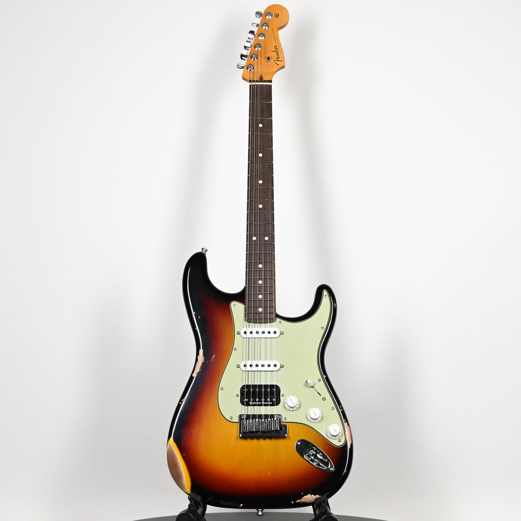 Fender Custom Shop Deluxe Stratocaster w/ Seymour Duncan SH4B Humbucker, Relic/ Closet Classic Hardware- 3 Color Sunburst 2026 (R147849)