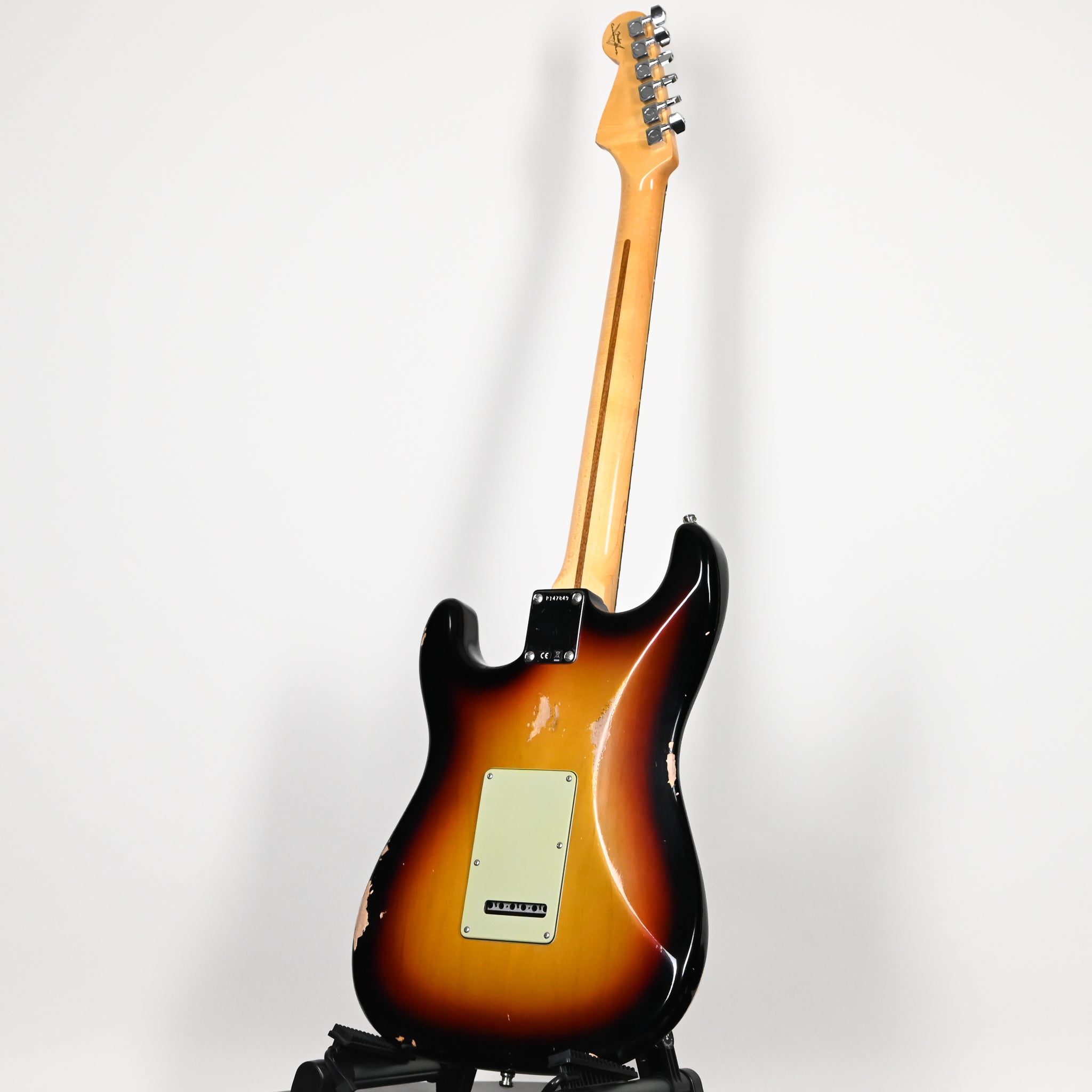 Fender Custom Shop Deluxe Stratocaster w/ Seymour Duncan SH4B Humbucker, Relic/ Closet Classic Hardware- 3 Color Sunburst 2026 (R147849)