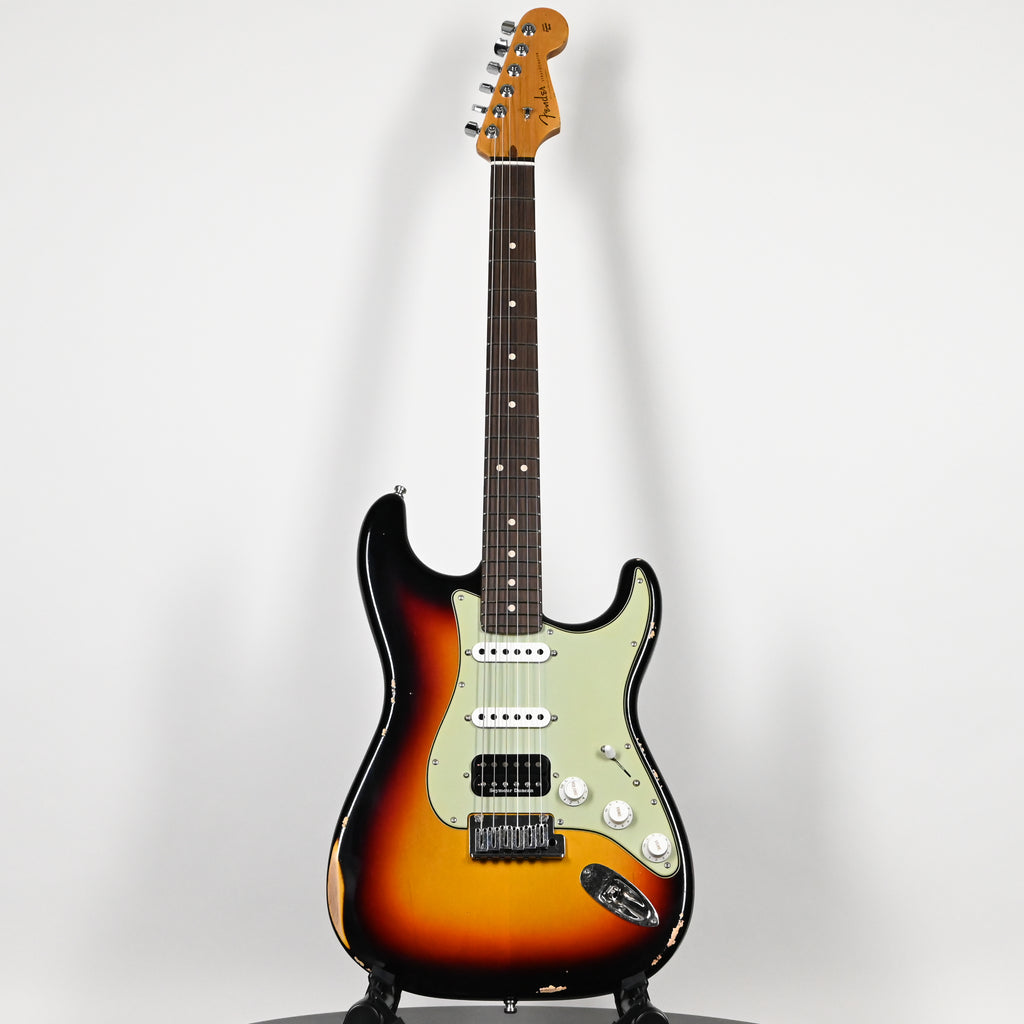 Fender Custom Shop Deluxe Stratocaster w/ Seymour Duncan SH4B Humbucker, Relic/ Closet Classic Hardware- 3 Color Sunburst 2026 (R148030)