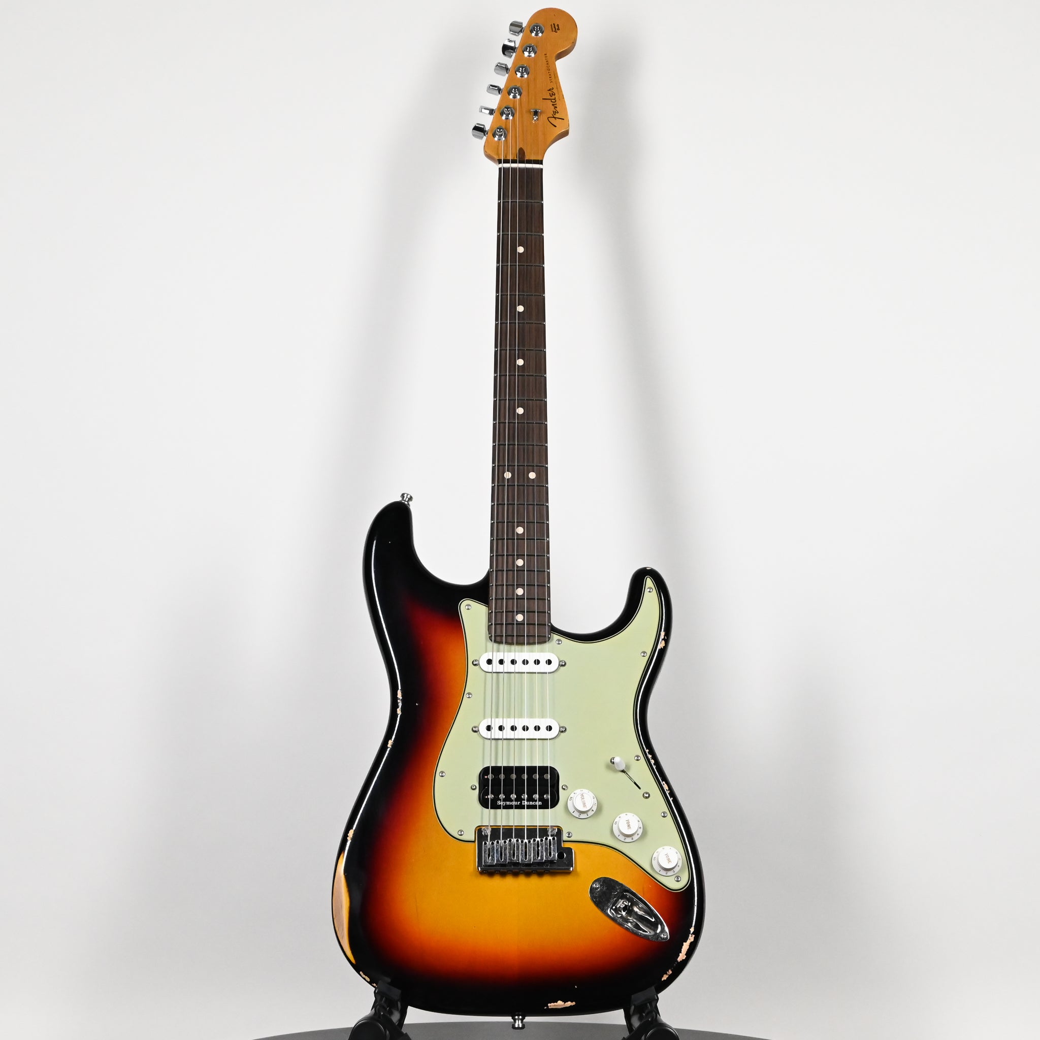 Fender Custom Shop Deluxe Stratocaster w/ Seymour Duncan SH4B Humbucker, Relic/ Closet Classic Hardware- 3 Color Sunburst 2026 (R148030)