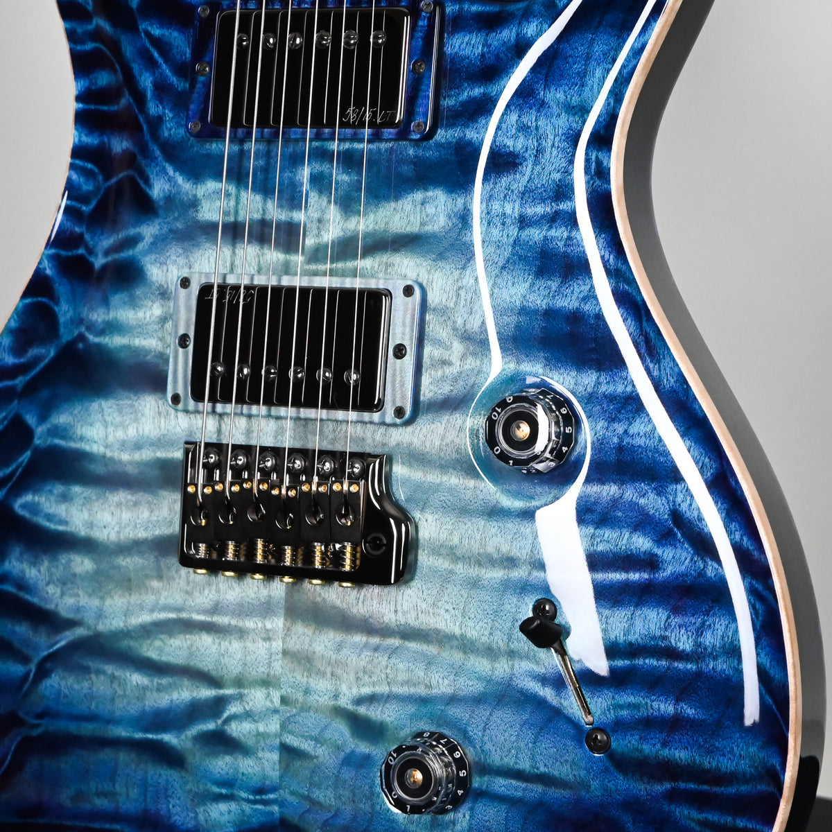 PRS Private Stock #12465 Custom 24 w/ Brazilian Rosewood Neck & ‘Koi Fish’ Scene Inlays- Aqua Violet Glow 2026 (043311)