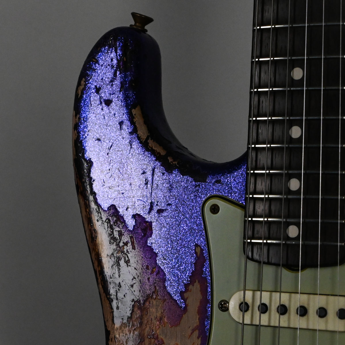 Fender Custom Shop Masterbuilt Dennis Galuszka 1962 Stratocaster w/ Brazilian Rosewood Fingerboard, Super Heavy Relic- Purple Sparkle/3 Color Sunburst 2026 (R132328)