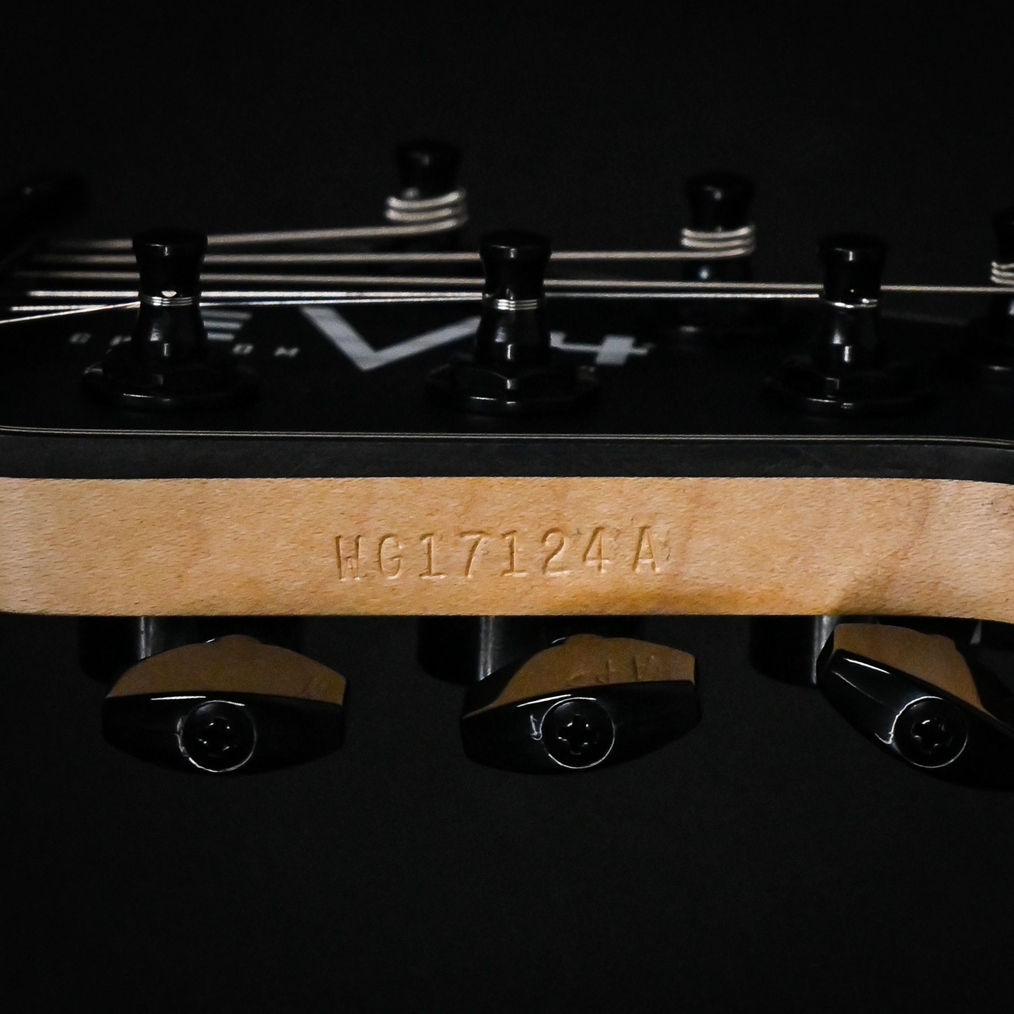 EVH Custom Shop USA Special Edition Wolfgang- Red and Black Stripes Showpiece (WG17124A)