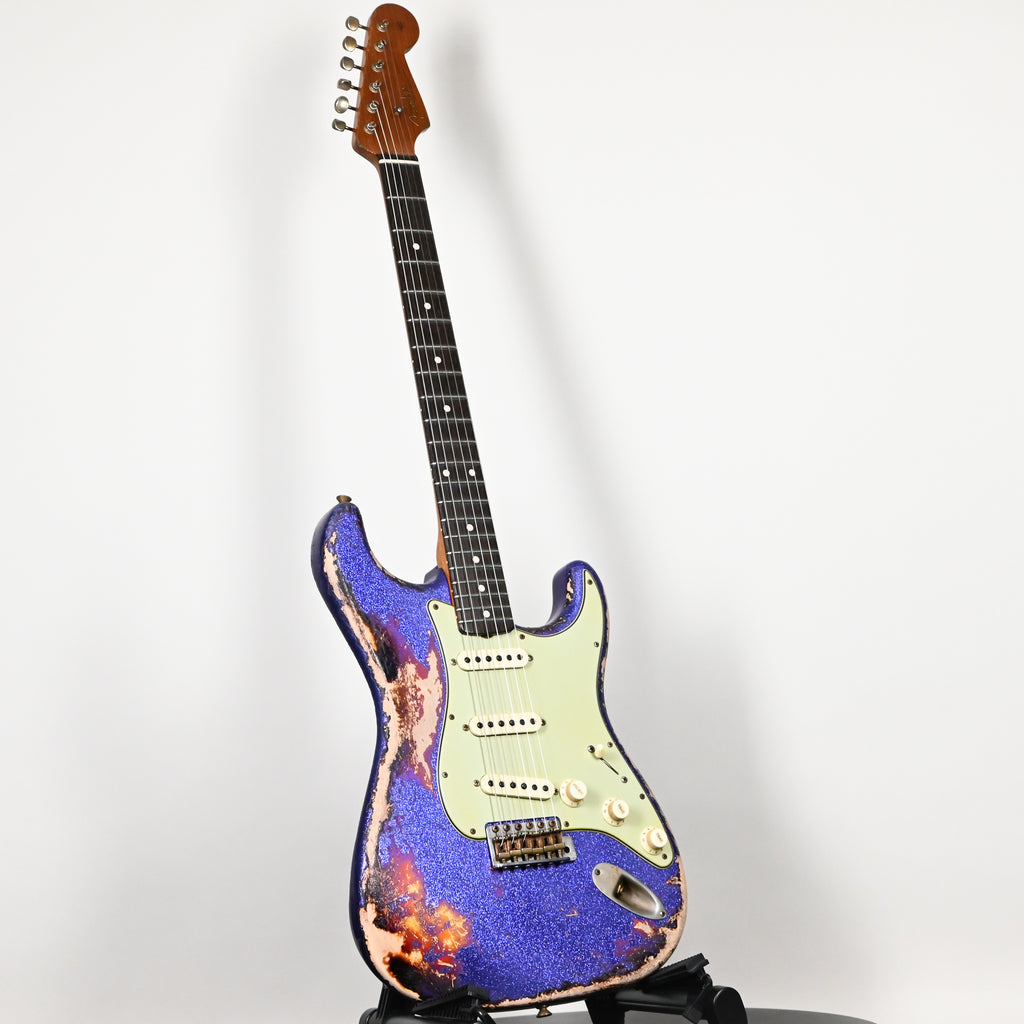 Fender Custom Shop Masterbuilt Dennis Galuszka 1962 Stratocaster w/ Brazilian Rosewood Fingerboard, Super Heavy Relic- Purple Sparkle/3 Color Sunburst 2026 (R132328)