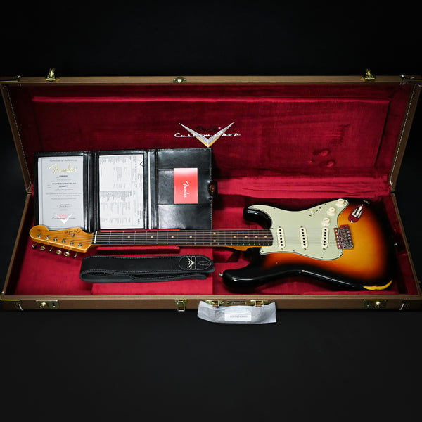 Fender Custom Shop Late-1962 Stratocaster Relic w/ Closet Classic Hardware- 3 Color Sunburst 2025 (CZ584477)