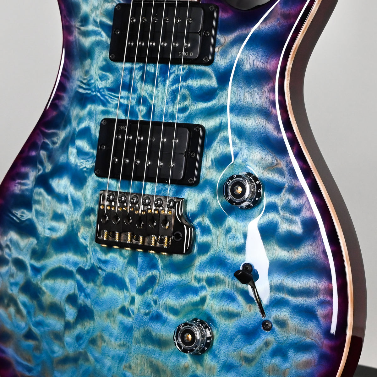 PRS Custom 24 Wood Library w/ 10-Top, Brazilian Rosewood, & DMO Pickups- Aquableux Purple Burst 2026 (0434897)