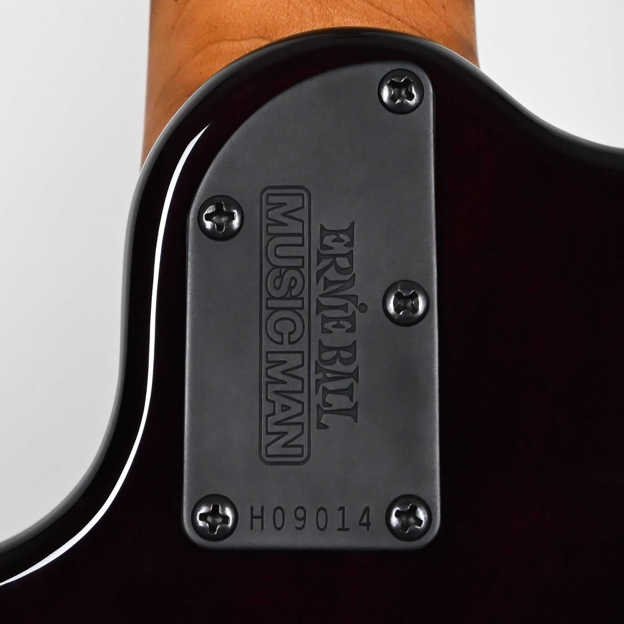 Ernie Ball Music Man John Petrucci Signature JP15 Electric Guitar- Amber Waves Quilt 2026 (H09014)