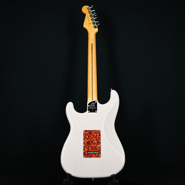 Fender Limited Edition American Professional II Stratocaster Thinline- Transparent Shell Pink (US240019484)