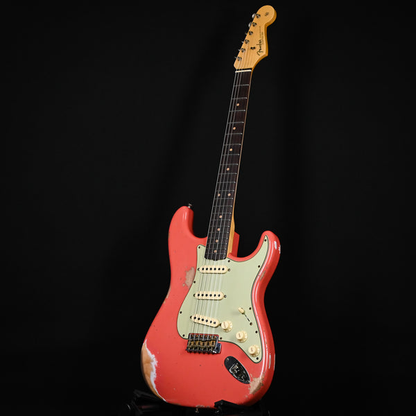 Fender Custom Shop '62 Stratocaster Heavy Relic- Faded/ Aged Tahitian Coral 2024 (CZ552274)