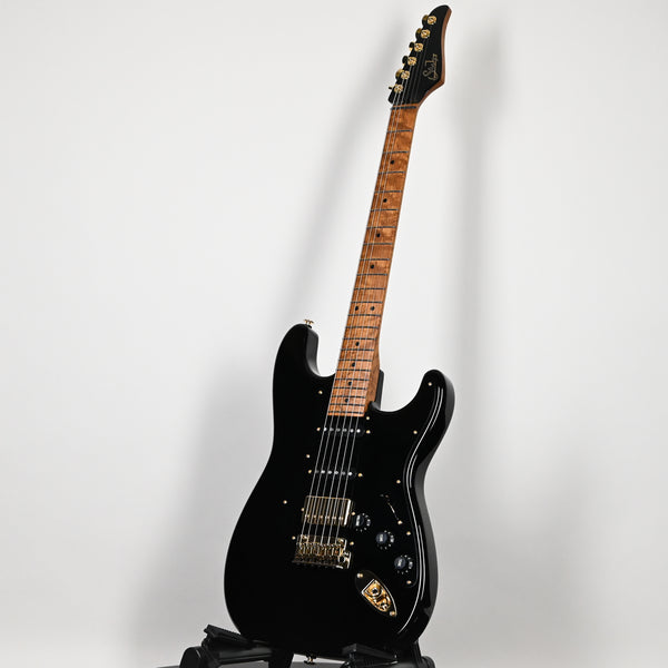 Suhr Mateus Asato Signature Series Classic S w/ Premium Softshell Case- Black 2026 (93475)