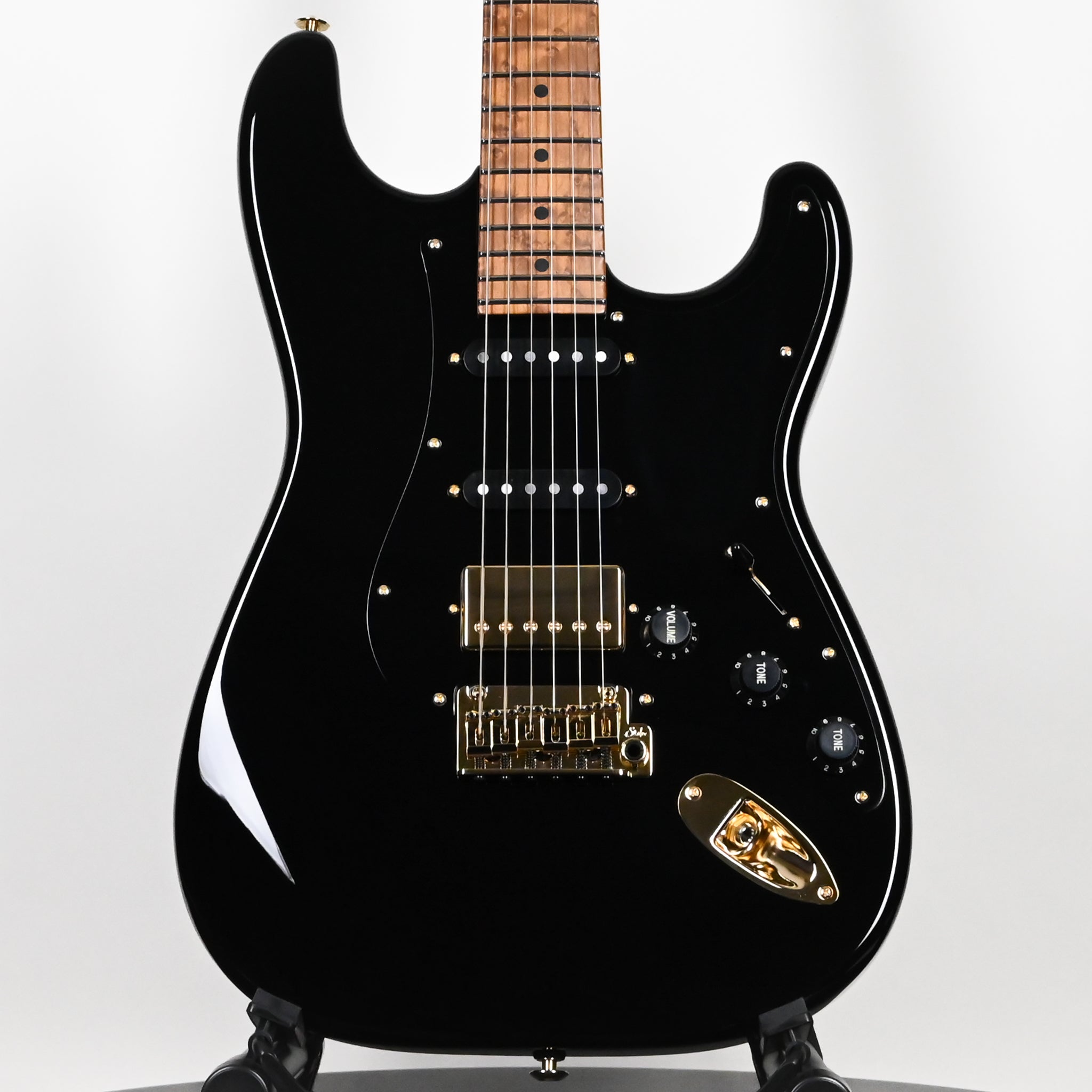 Suhr Mateus Asato Signature Series Classic S w/ Premium Softshell Case- Black 2026 (93474)