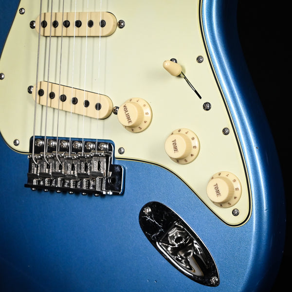 Fender Custom Shop Limited Edition '63 Stratocaster Journeyman/ Closet Classic- Aged Lake Placid Blue 2024 (CZ581550)