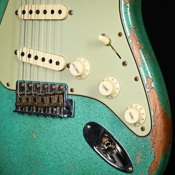 Fender Custom Shop '62 Stratocaster Heavy Relic- Aged Seafoam Green Sparkle 2025 (CZ582428)