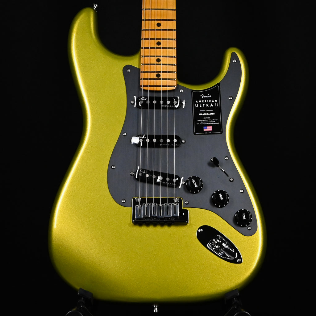 Fender American Ultra II Stratocaster w/ Maple Fingerboard- Solar Flare 2026 (US26002530)