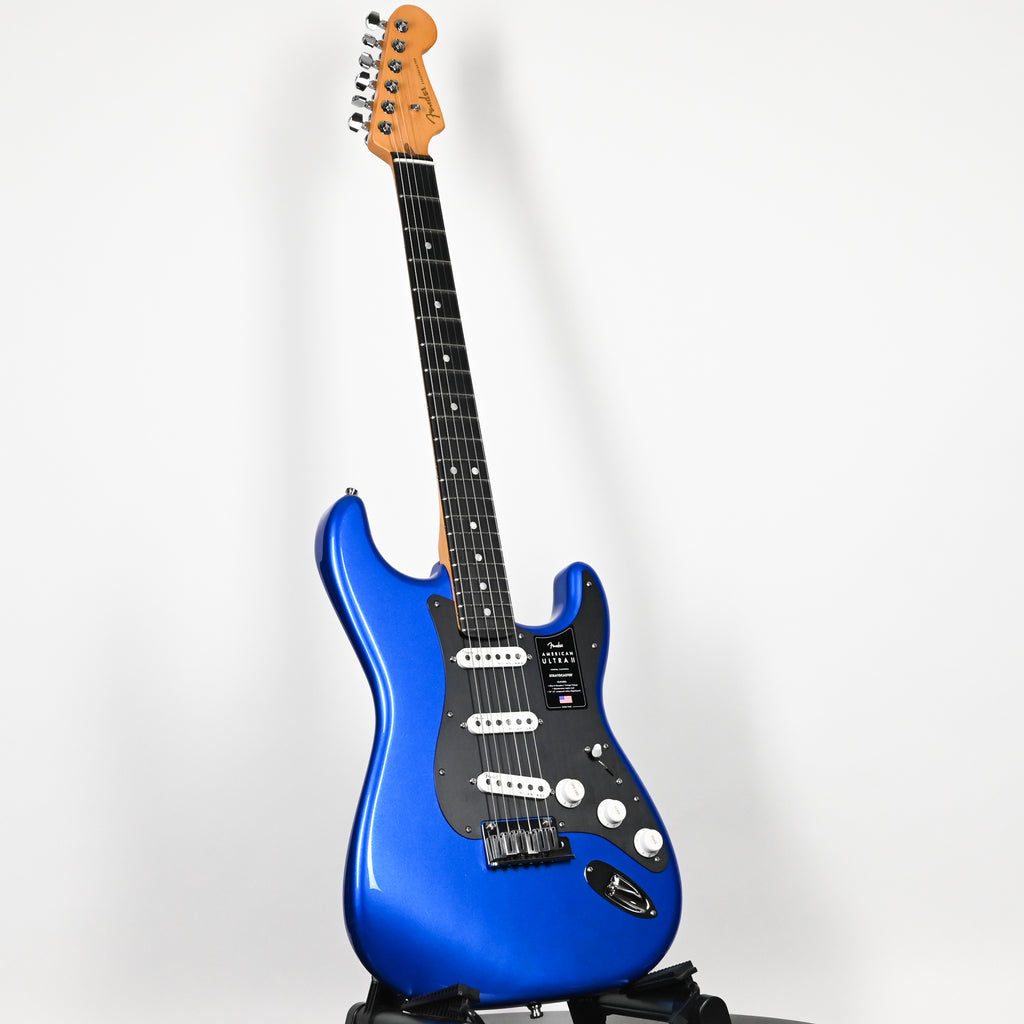 Fender American Ultra II Stratocaster w/ Ebony Fingerboard- Noble Blue (US240031696)