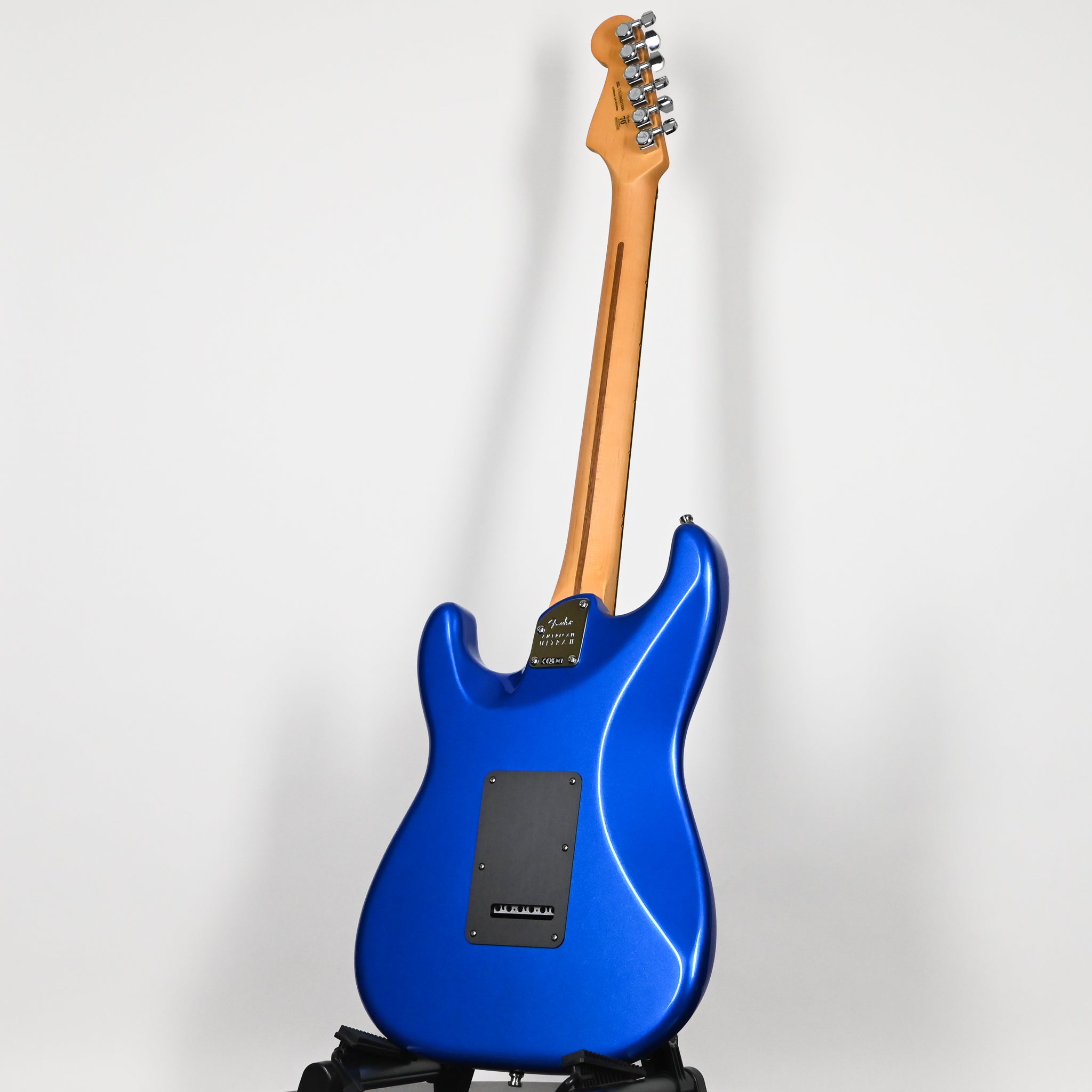 Fender American Ultra II Stratocaster w/ Ebony Fingerboard- Noble Blue (US240031696)