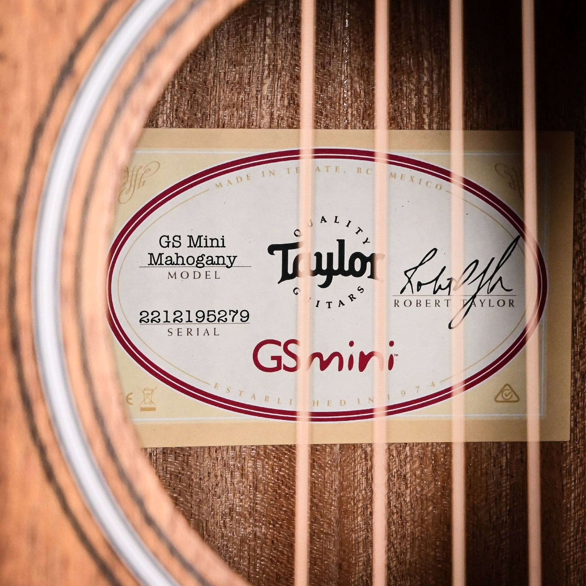 Taylor GS Mini w/ Neo-Tropical Mahogany Top & Layered Sapele Back and Sides Acoustic Guitar 2025 (2212195279)