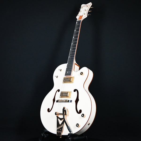 Gretsch G6136-1958 Stephen Stills Signature Falcon Hollow body w/ BIGSBY- Aged White (JT24041141)