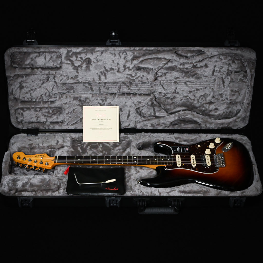 Fender American Professional Stratocaster HSS- 3 Color Sunburst 2026 (US26078341)