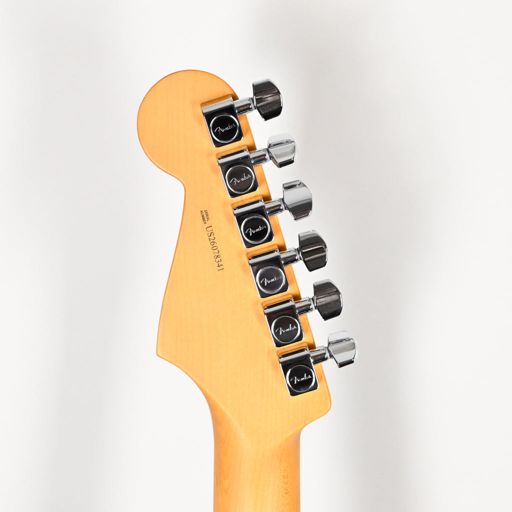 Fender American Professional Stratocaster HSS- 3 Color Sunburst 2026 (US26078341)
