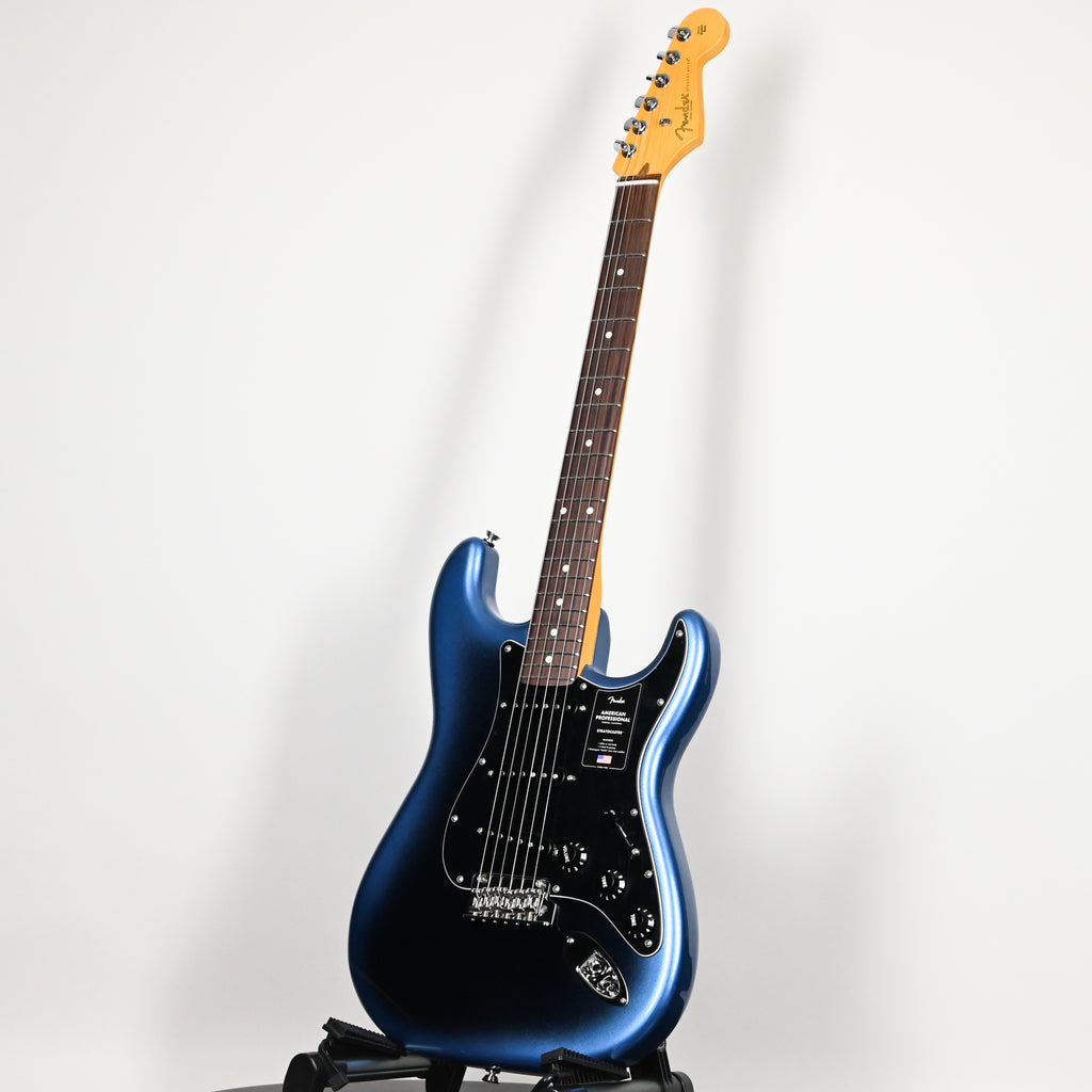 Fender American Professional Stratocaster- Dark Night 2026 (US26083681)