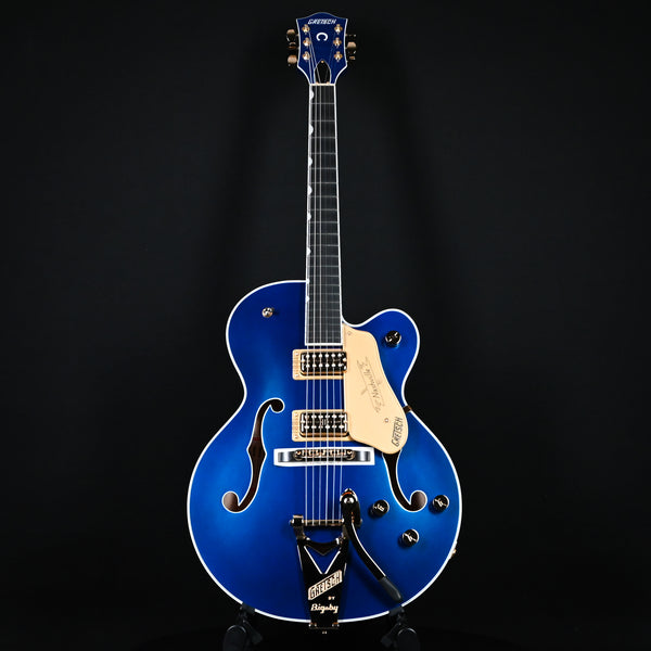 Gretsch G6120TG Players Edition Nashville Hollow body w/ String-Thu Bigsby & Gold Hardware- Azure Metallic (JT23124796)