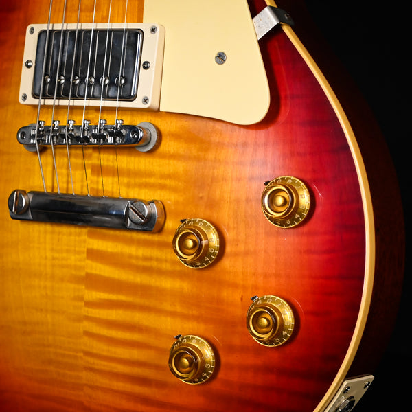 Gibson Custom 1959 Les Paul Standard Reissue Murphy Lab Ultra Light Aged- Factory Burst 2024 (943813)