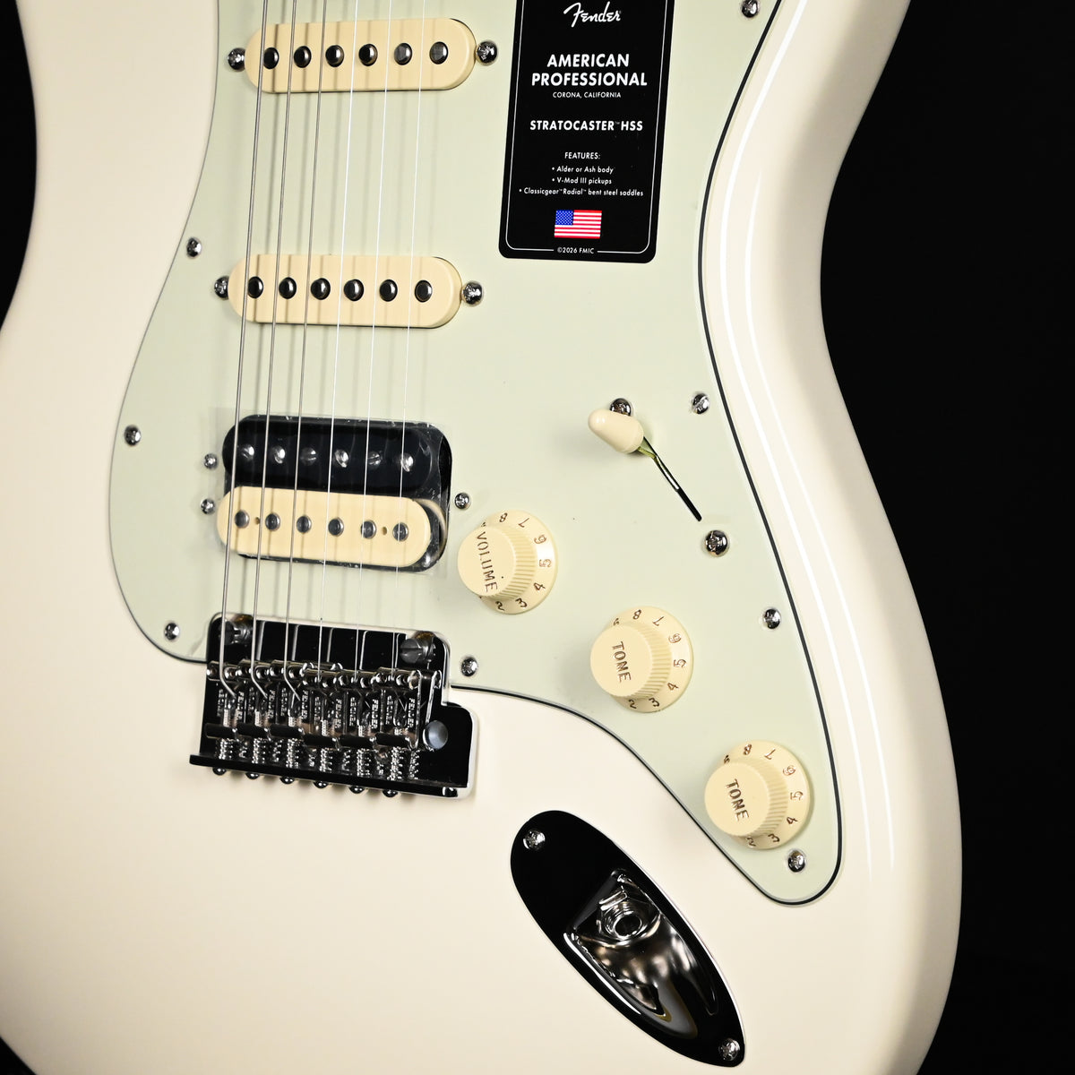 Fender American Professional Stratocaster HSS- Olympic White 2026 (US26032492)