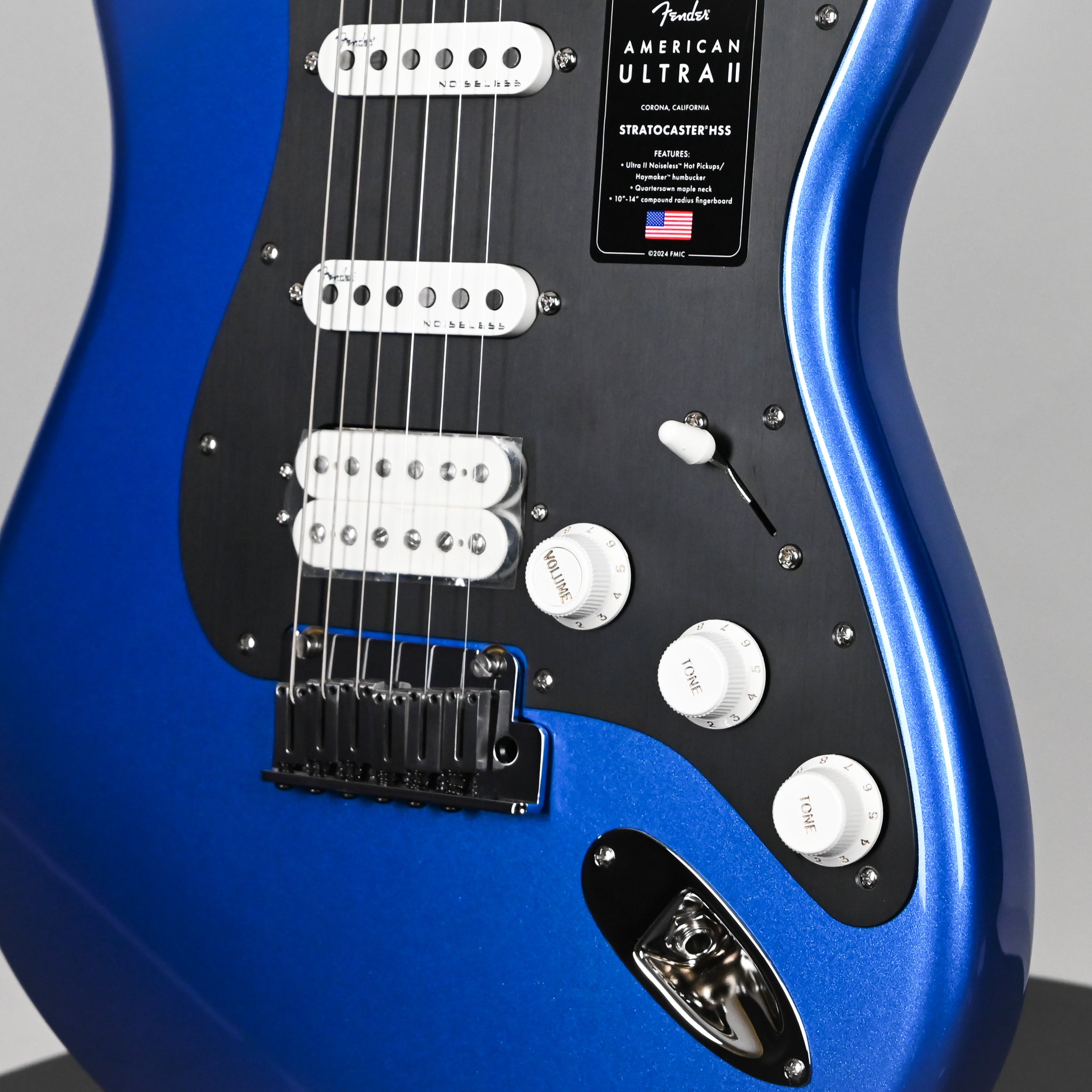 Fender American Ultra II Stratocaster HSS w/ Ebony Fingerboard- Noble Blue 2026 (US26003448)
