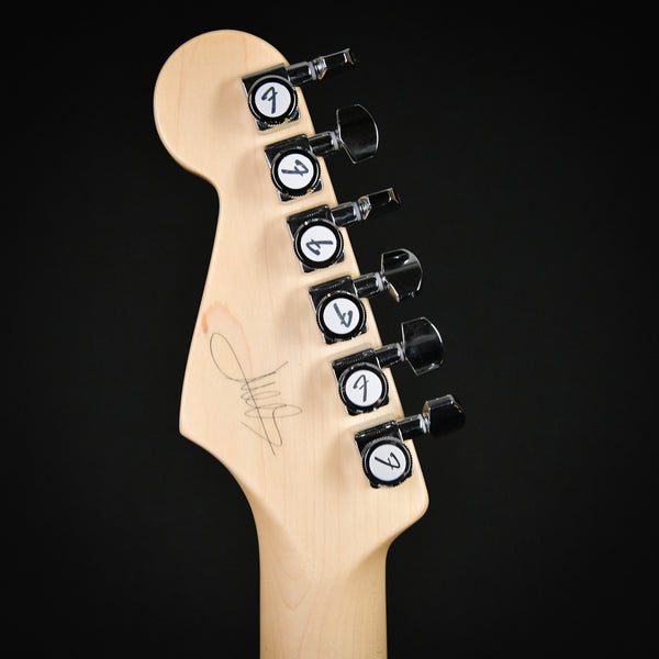 Fender Juanes Signature Stratocaster Luna White 2023 (JL230615)