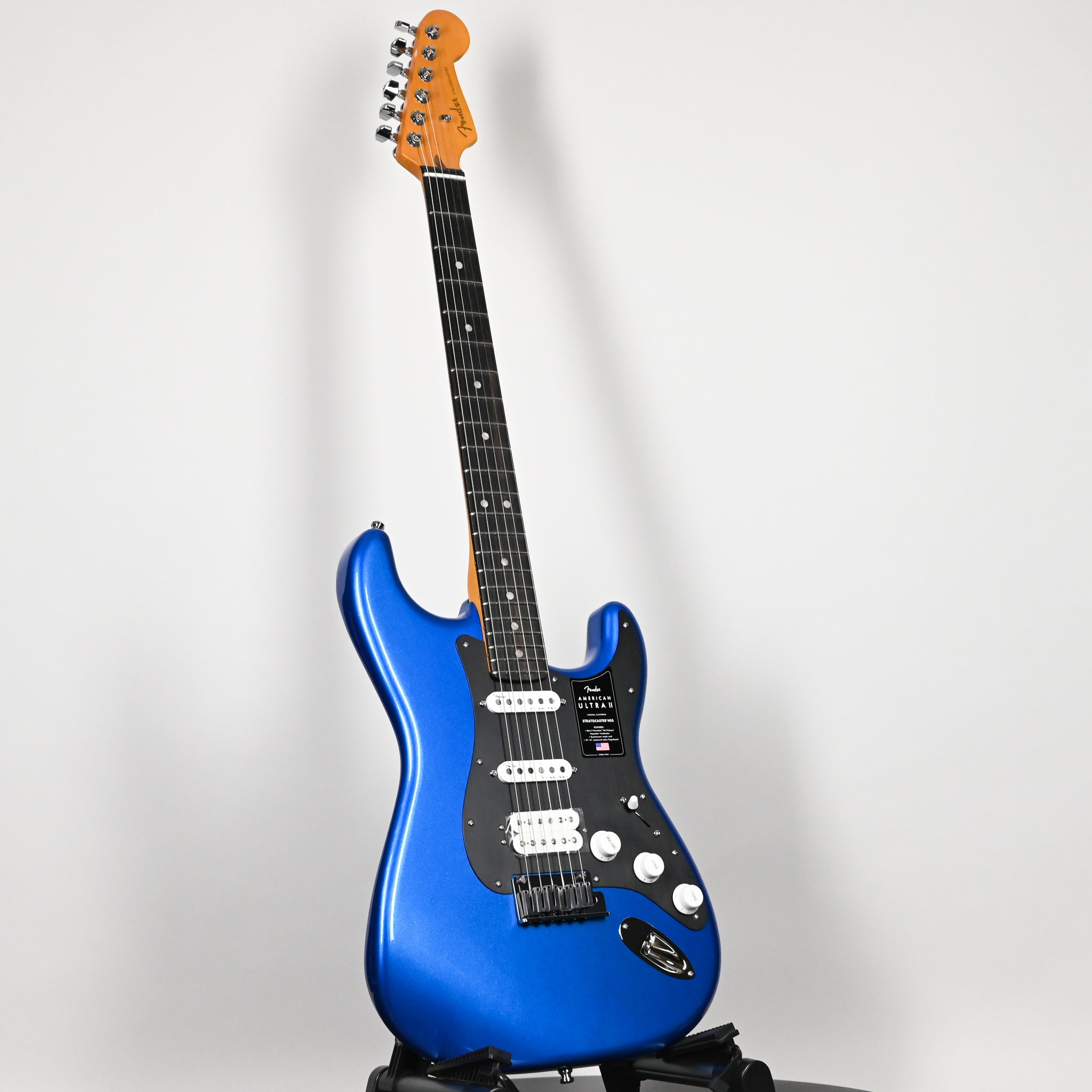 Fender American Ultra II Stratocaster HSS w/ Ebony Fingerboard- Noble Blue 2026 (US26003448)