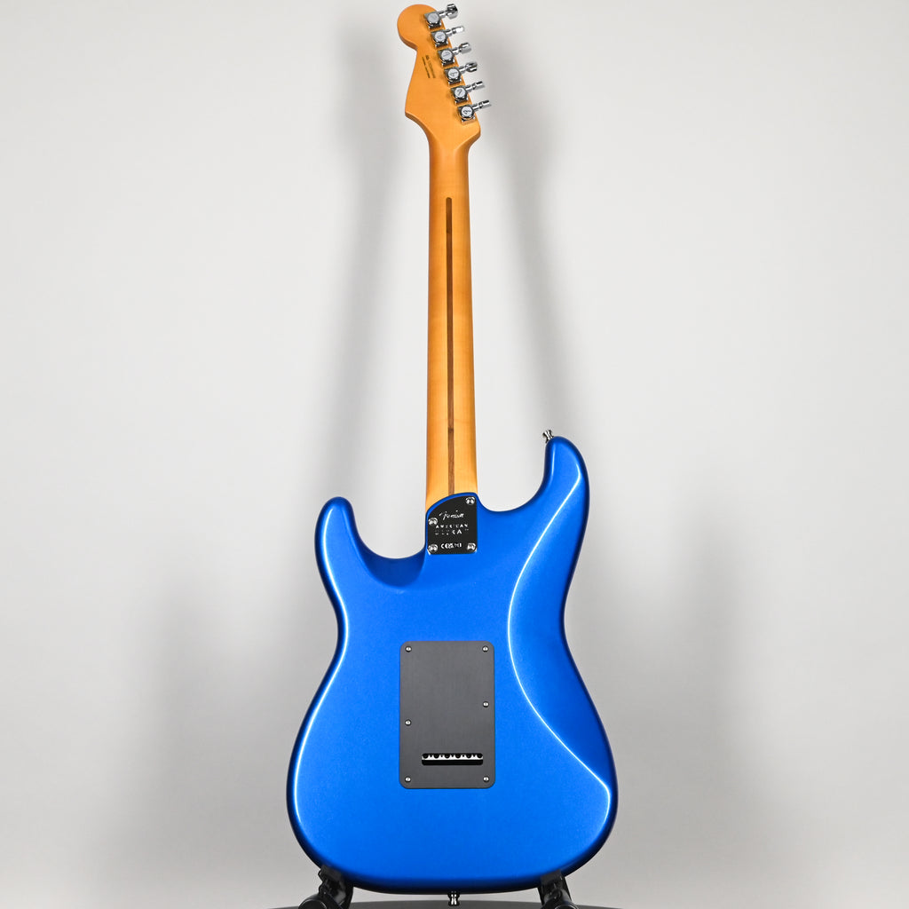 Fender American Ultra II Stratocaster HSS w/ Ebony Fingerboard- Noble Blue 2026 (US26003448)