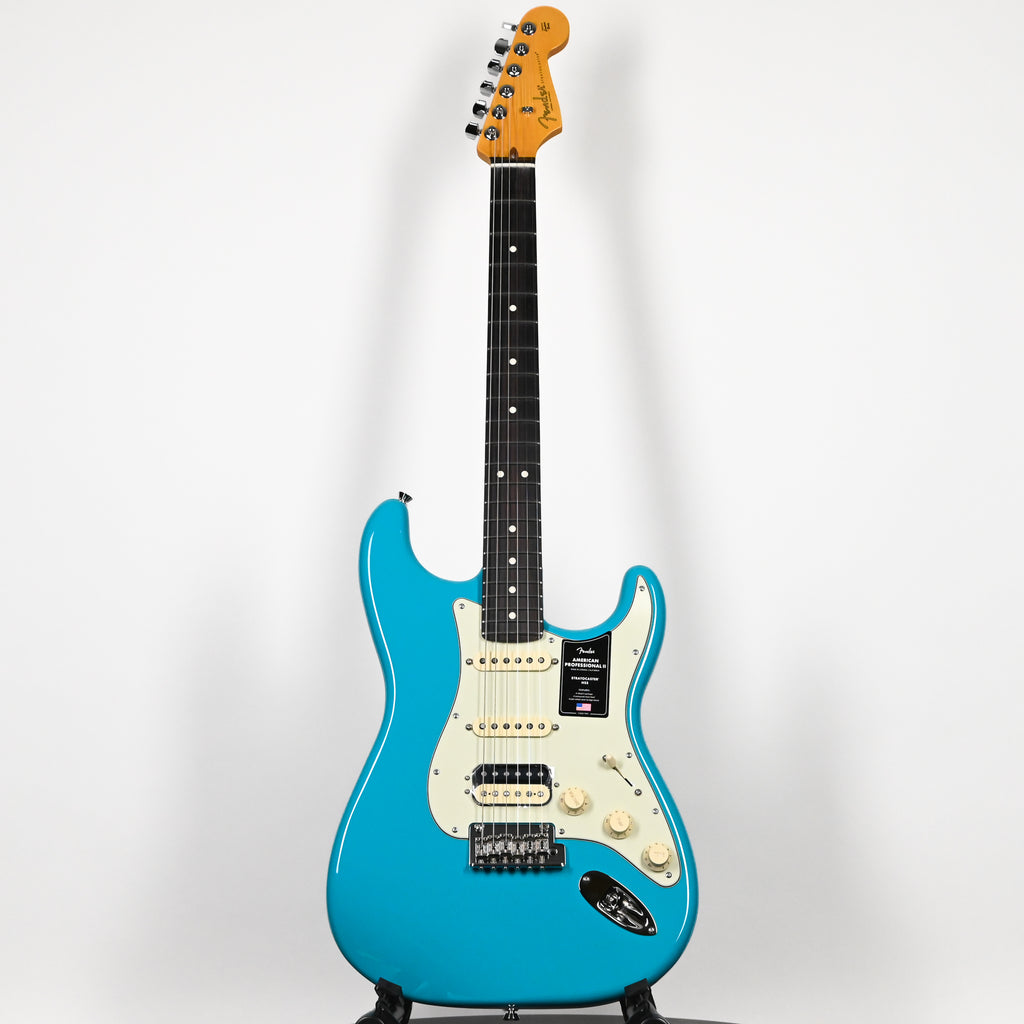 Fender American Professional II Stratocaster HSS- Miami Blue 2025 (US25106880)
