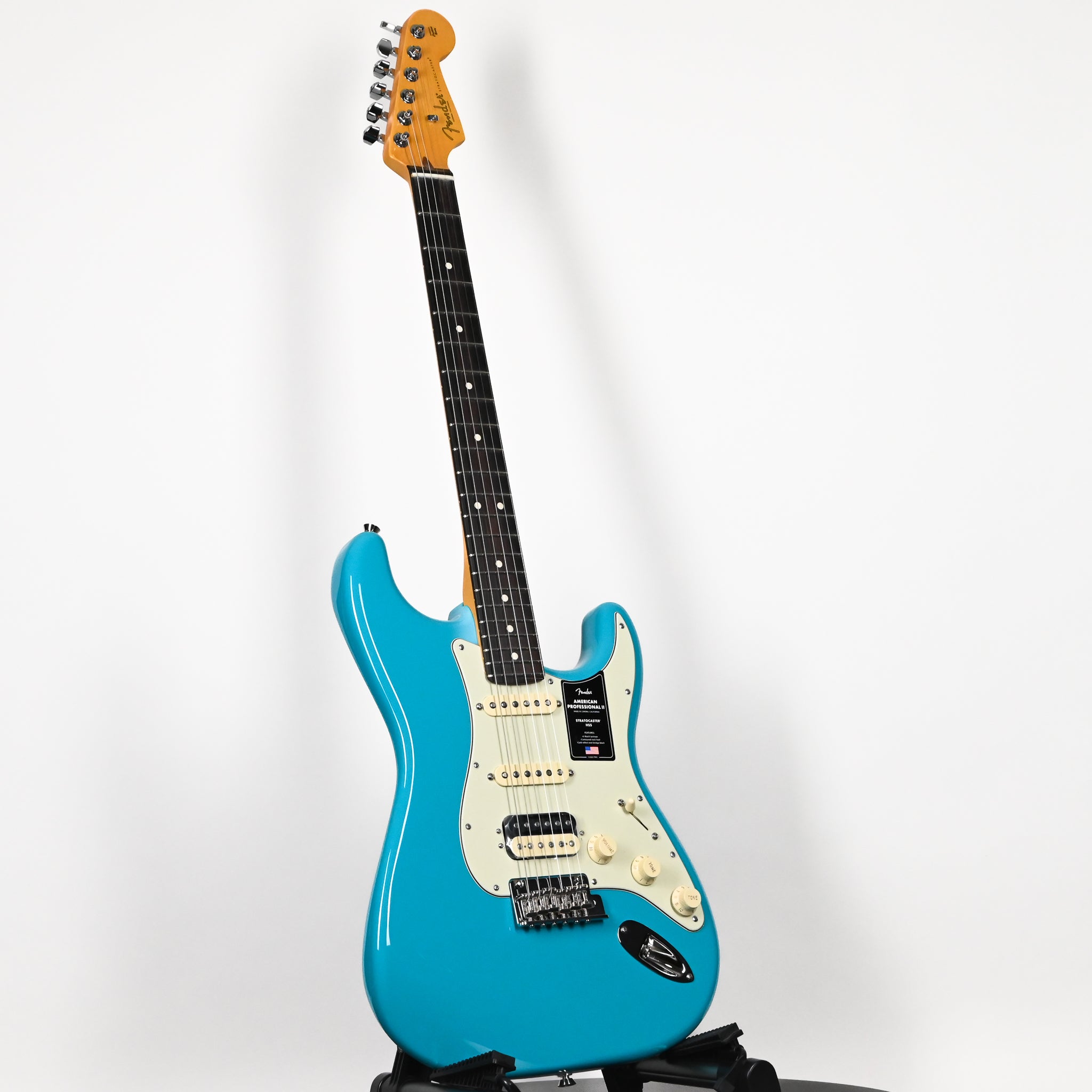 Fender American Professional II Stratocaster HSS- Miami Blue 2025 (US25106880)
