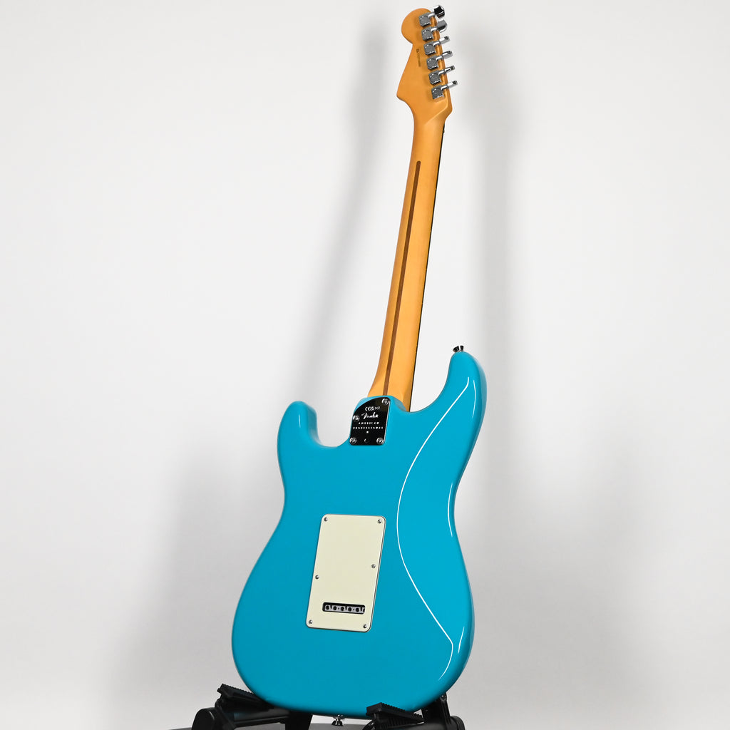 Fender American Professional II Stratocaster HSS- Miami Blue 2025 (US25106880)