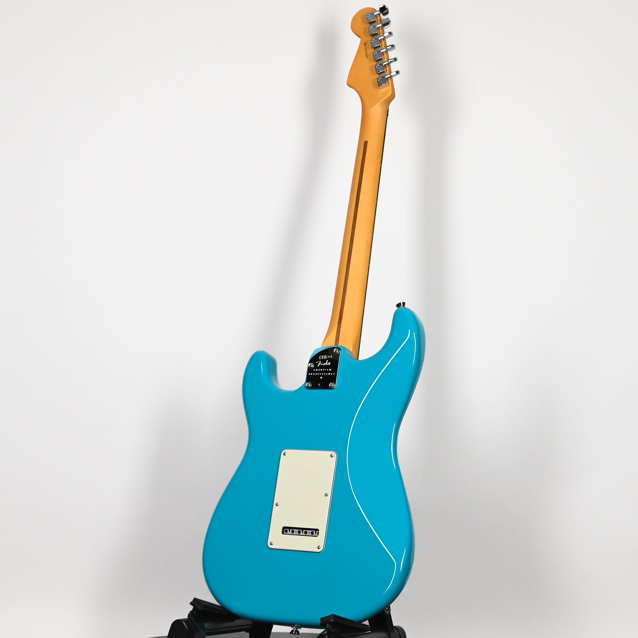 Fender American Professional II Stratocaster HSS- Miami Blue 2025 (US25106880)