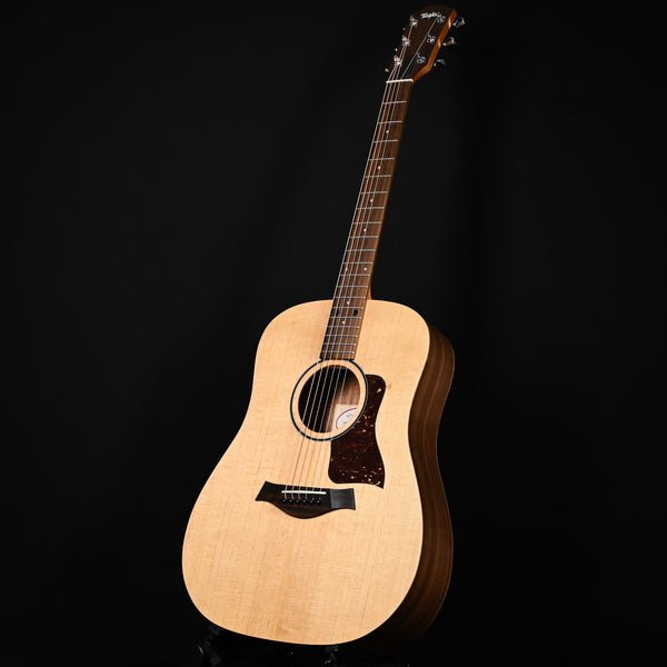 Taylor Big Baby Taylor (BBT) w/ Torrefied Spruce Top & Layered Walnut Back and Sides- Natural 2026 (2201136062)