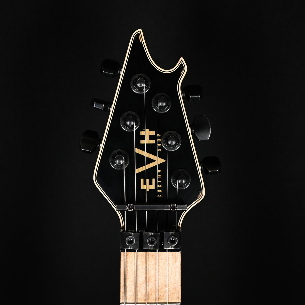 EVH Custom Shop USA Special Edition Wolfgang, Nitro Relic Tour- Black & Yellow Stripes 2026 (WG17876A)