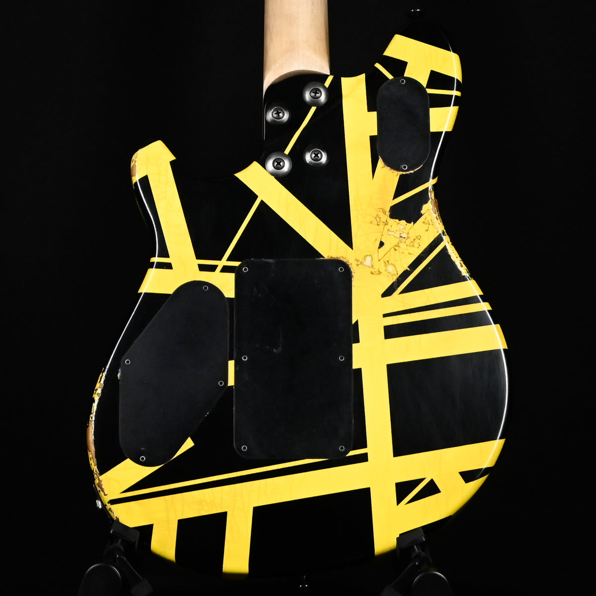 EVH Custom Shop USA Special Edition Wolfgang, Nitro Relic Tour- Black & Yellow Stripes 2026 (WG17876A)