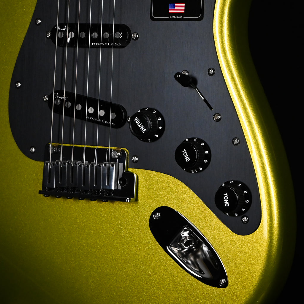Fender American Ultra II Stratocaster w/ Maple Fingerboard- Solar Flare 2026 (US26001002)